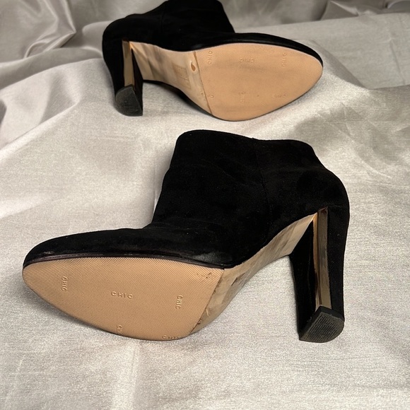 Size 10 Aldo Call It Spring Black Nubuck Ankle Booties - Gold Heel Accents EUC - Picture 4 of 8